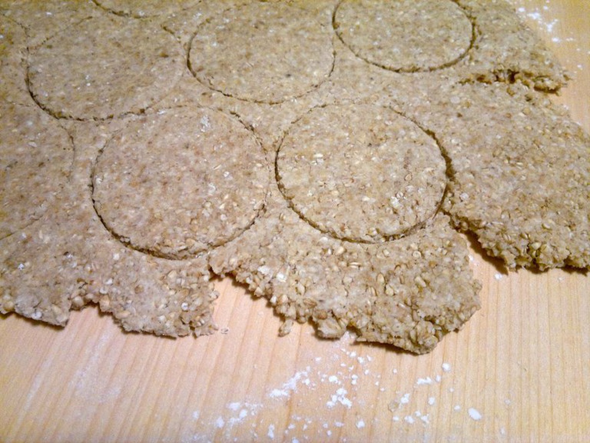 Cutting the oatcakes